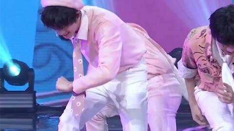 育才学生爆料丁程鑫视频,育才学生独家爆料，揭秘校园生活幕后  第3张